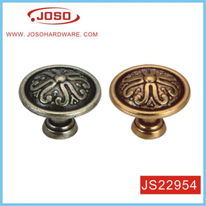 Classic Kitchen Cupboard Door Handle in House